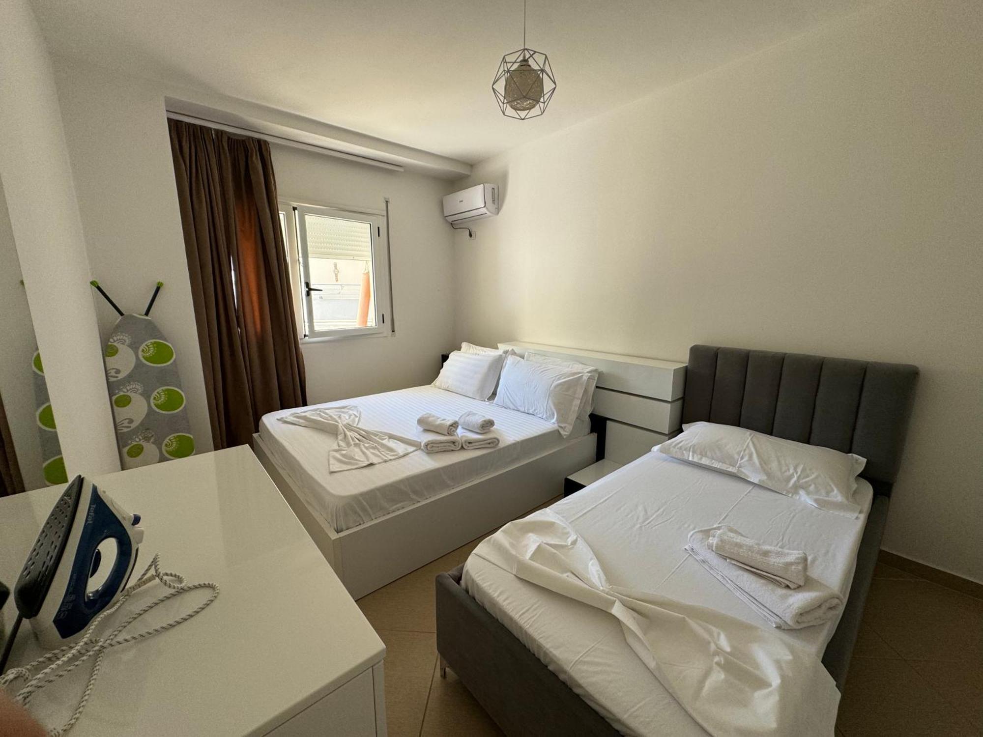Siloria Apartments Vlorë Exterior foto